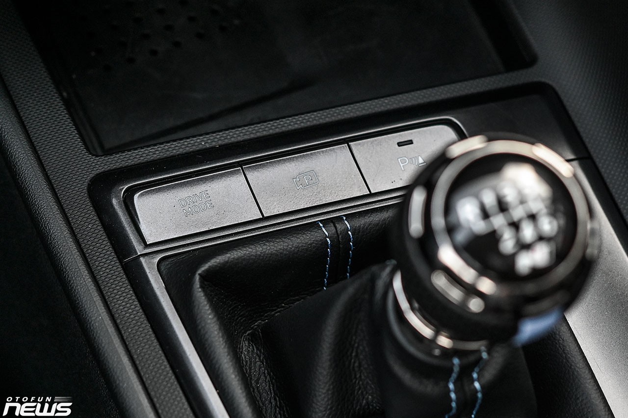 Chi tiết Hyundai Elantra N vừa được mang về Việt Nam Chi tiết Hyundai Elantra N vừa được mang về Việt Nam