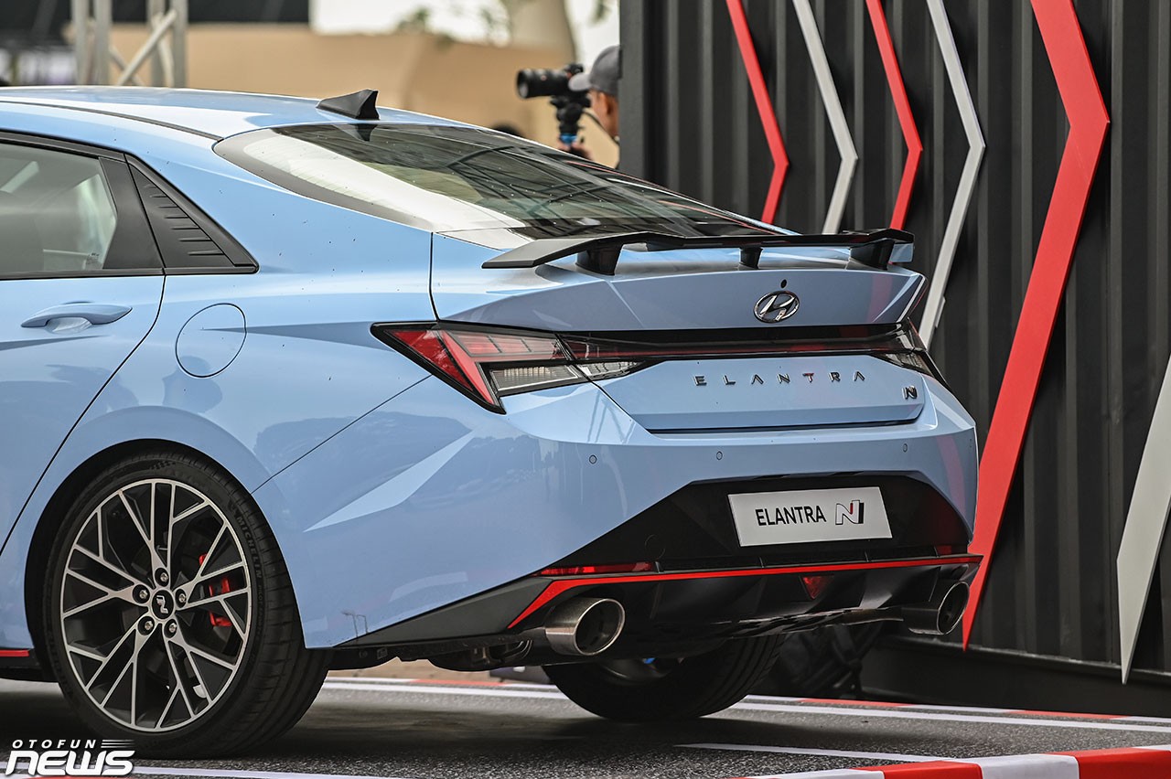 Chi tiết Hyundai Elantra N vừa được mang về Việt Nam Chi tiết Hyundai Elantra N vừa được mang về Việt Nam