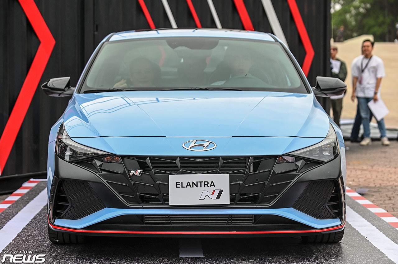 Chi tiết Hyundai Elantra N vừa được mang về Việt Nam Chi tiết Hyundai Elantra N vừa được mang về Việt Nam