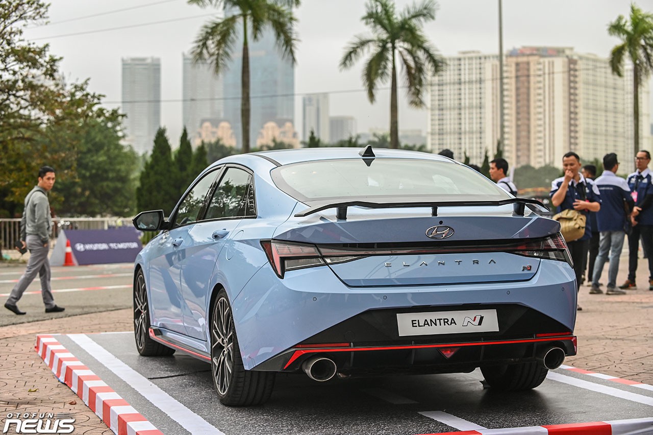 Chi tiết Hyundai Elantra N vừa được mang về Việt Nam Chi tiết Hyundai Elantra N vừa được mang về Việt Nam