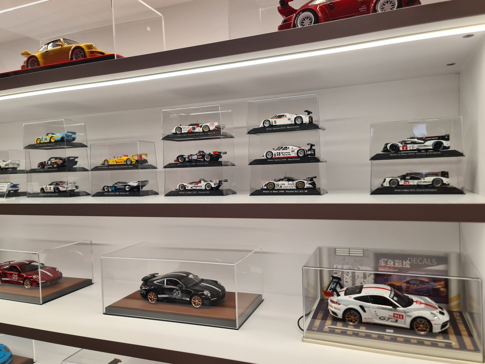 Porsche Club Vietnam khai trương văn phòng mới, hướng tới mục tiêu 500 thành viên