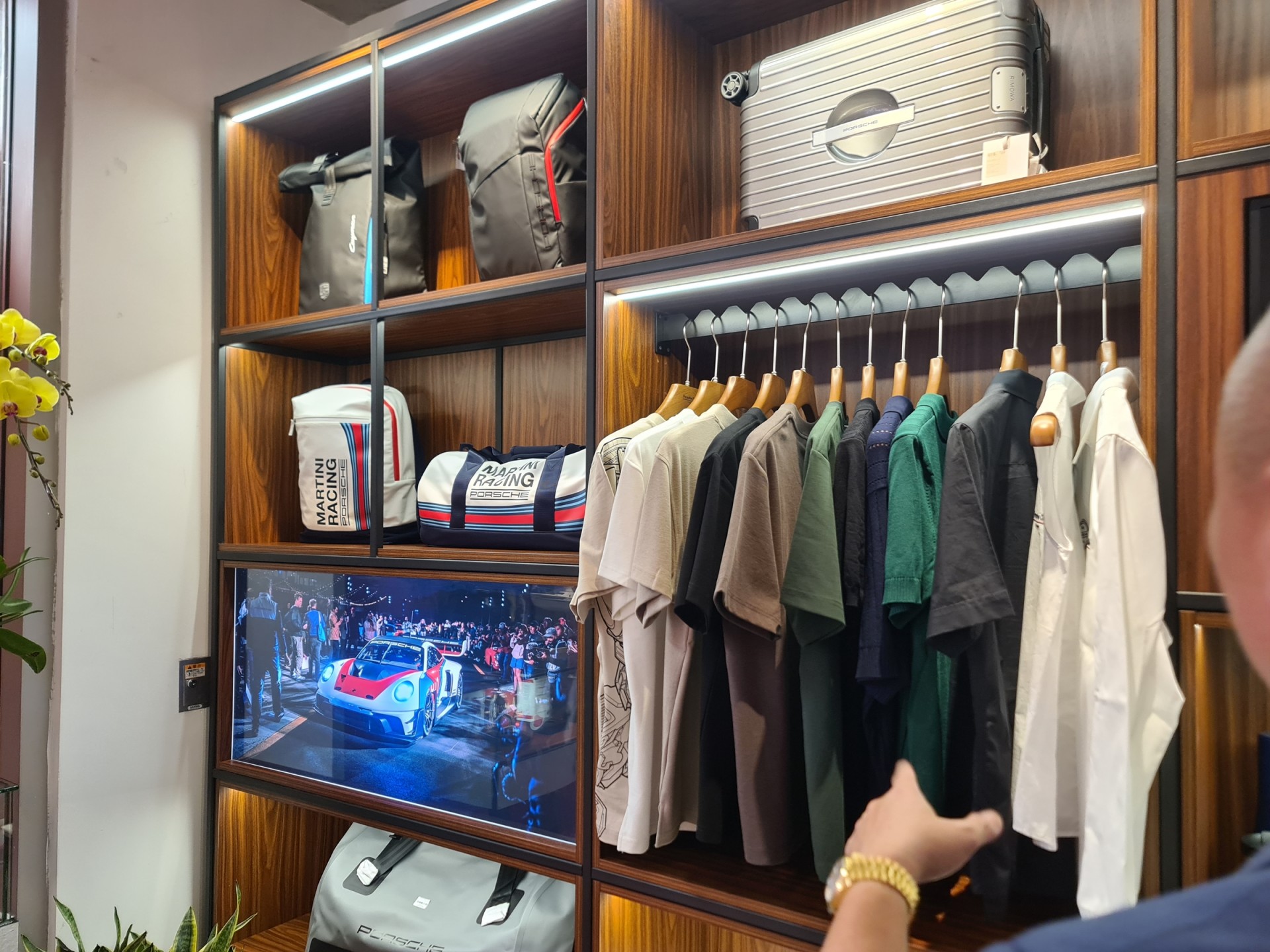 Porsche Club Vietnam khai trương văn phòng mới, hướng tới mục tiêu 500 thành viên