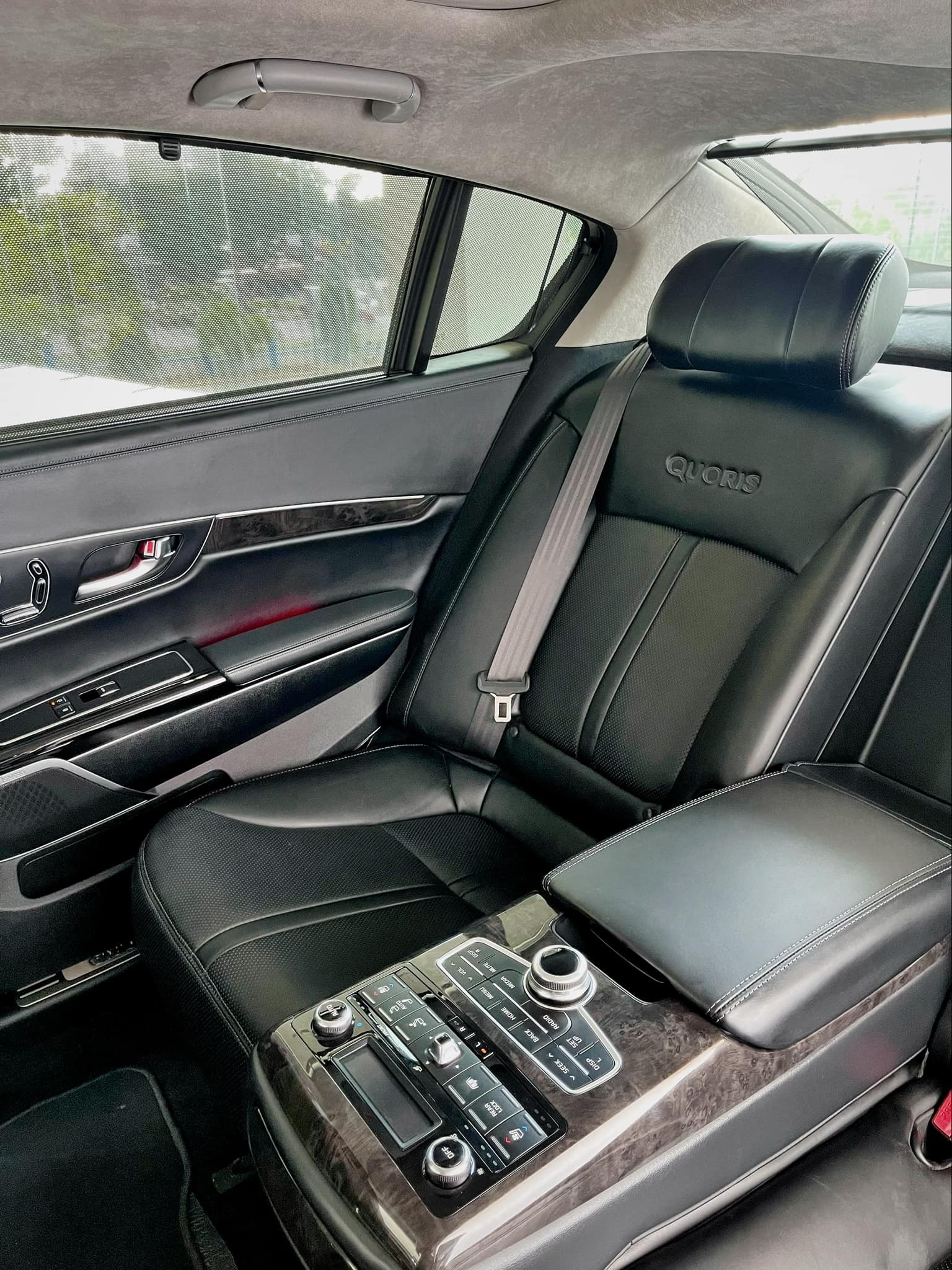 Kia Quoris mới 100% giảm giá gần 1,2 tỷ đồng vẫn khó bán Kia Quoris mới 100% giảm giá gần 1,2 tỷ đồng vẫn khó bán