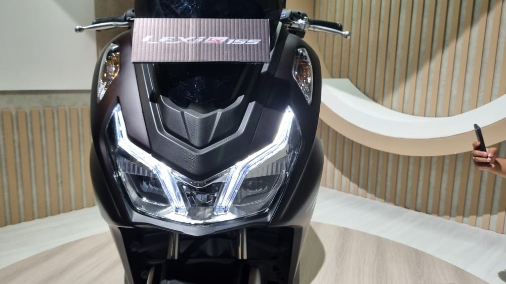 Cận cảnh Yamaha Lexi 155, đối thủ mới của Honda Vario Cận cảnh Yamaha Lexi 155, đối thủ mới của Honda Vario