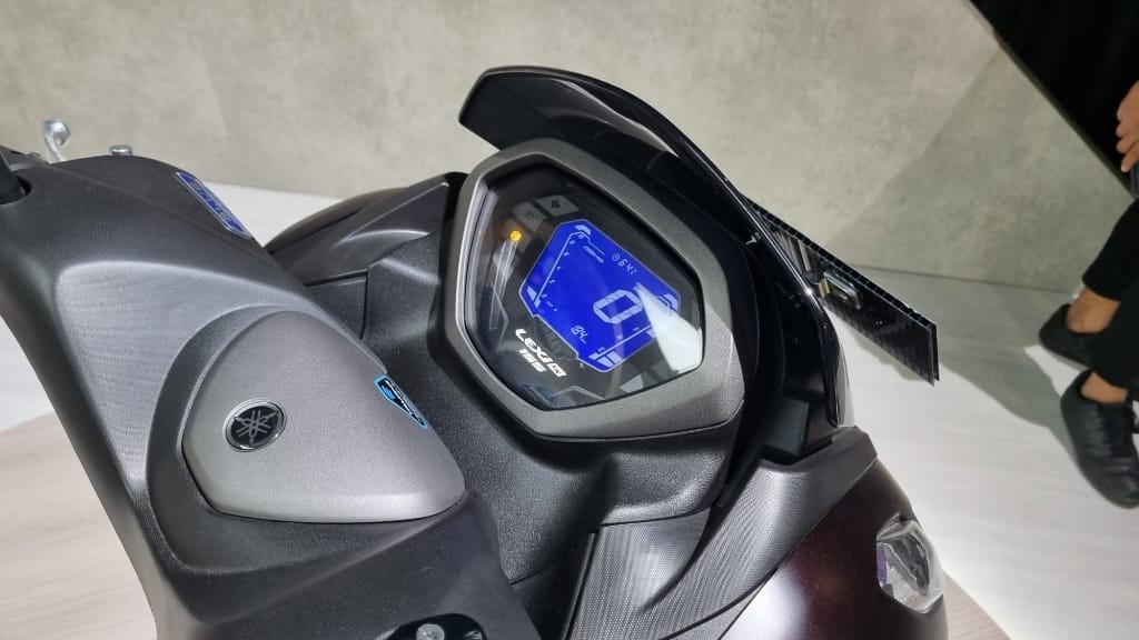Cận cảnh Yamaha Lexi 155, đối thủ mới của Honda Vario Cận cảnh Yamaha Lexi 155, đối thủ mới của Honda Vario