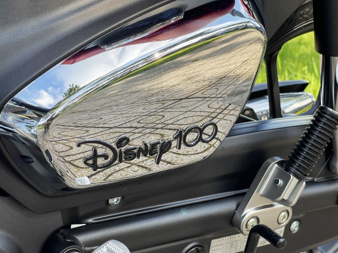 Honda Super Cub C125 phiên bản Disney sản xuất siêu giới hạn về đến Việt Nam Honda Super Cub C125 phiên bản Disney sản xuất siêu giới hạn về đến Việt Nam