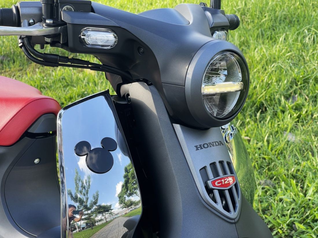 Honda Super Cub C125 phiên bản Disney sản xuất siêu giới hạn về đến Việt Nam Honda Super Cub C125 phiên bản Disney sản xuất siêu giới hạn về đến Việt Nam