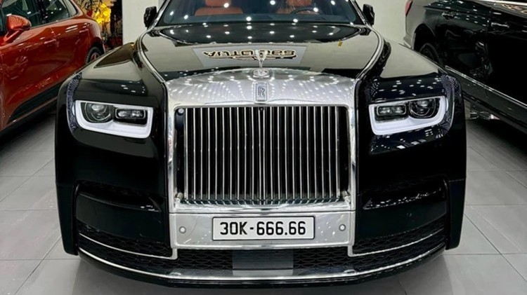 Xe siêu sang Rolls-Royce Phantom VIII đeo biển số 20 tỷ đồng