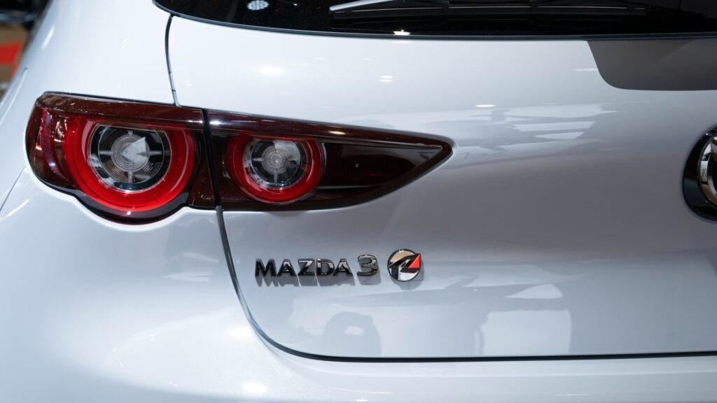 Mazda Spirit Racing 3 - kẻ đối đầu Honda Civic Type R Mazda Spirit Racing 3 - kẻ đối đầu Honda Civic Type R