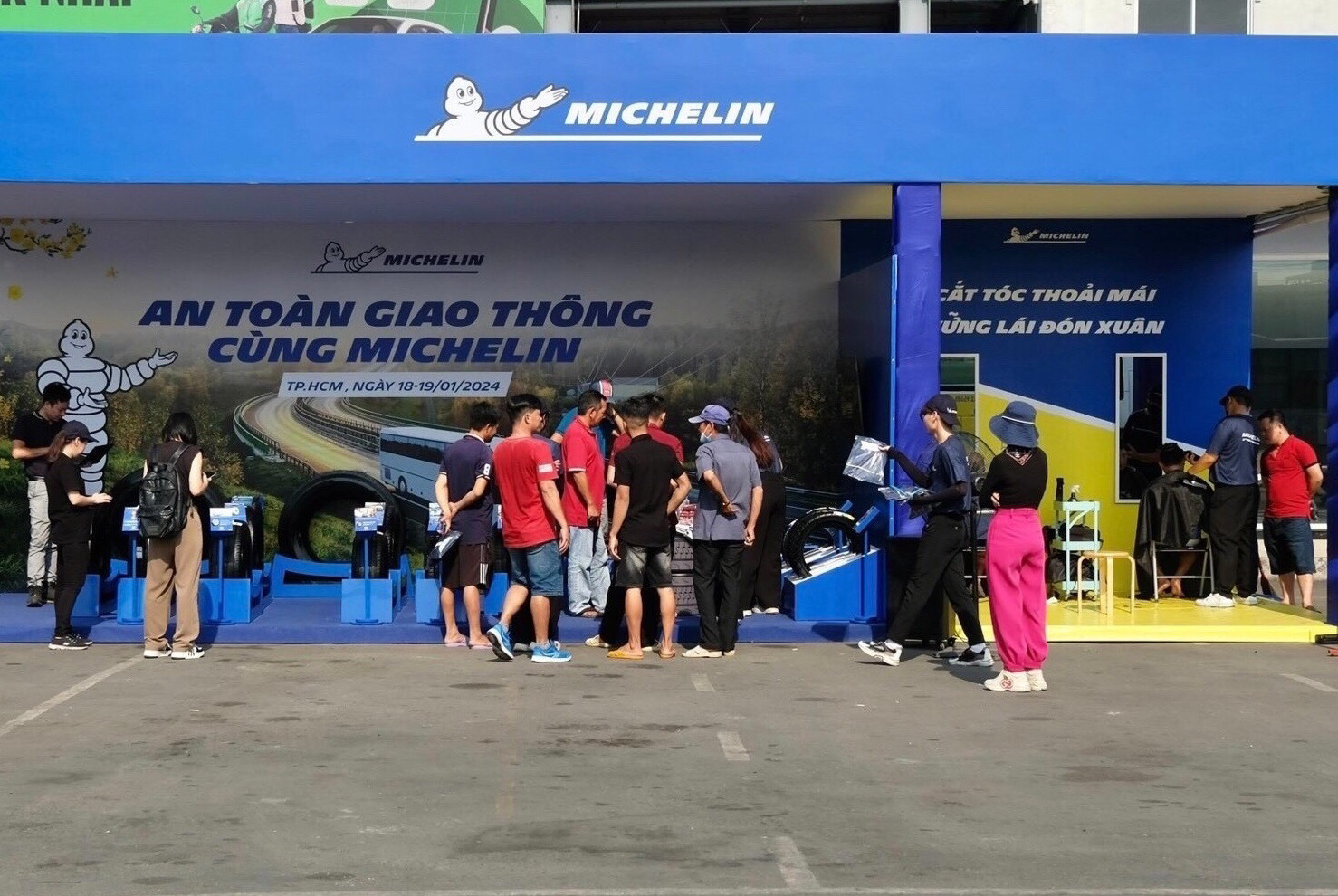Michelin kiểm tra an toàn miễn phí cho hơn 300 xe khách Michelin kiểm tra an toàn miễn phí cho hơn 300 xe khách