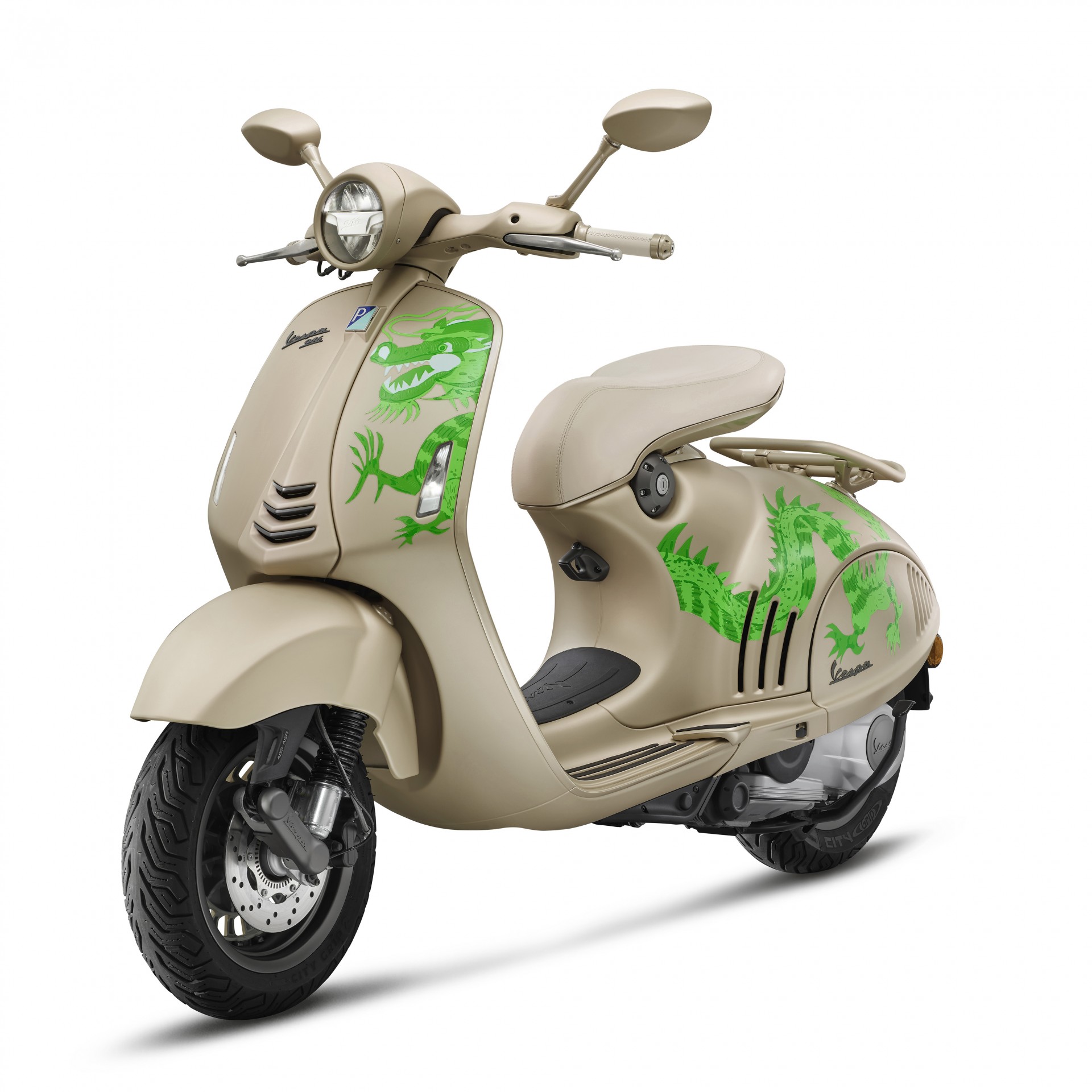 Ra mắt Vespa 946 phiên bản mừng Tết Giáp Thìn, sản xuất giới hạn chỉ 1.888 xe Ra mắt Vespa 946 phiên bản mừng Tết Giáp Thìn, sản xuất giới hạn chỉ 1.888 xe