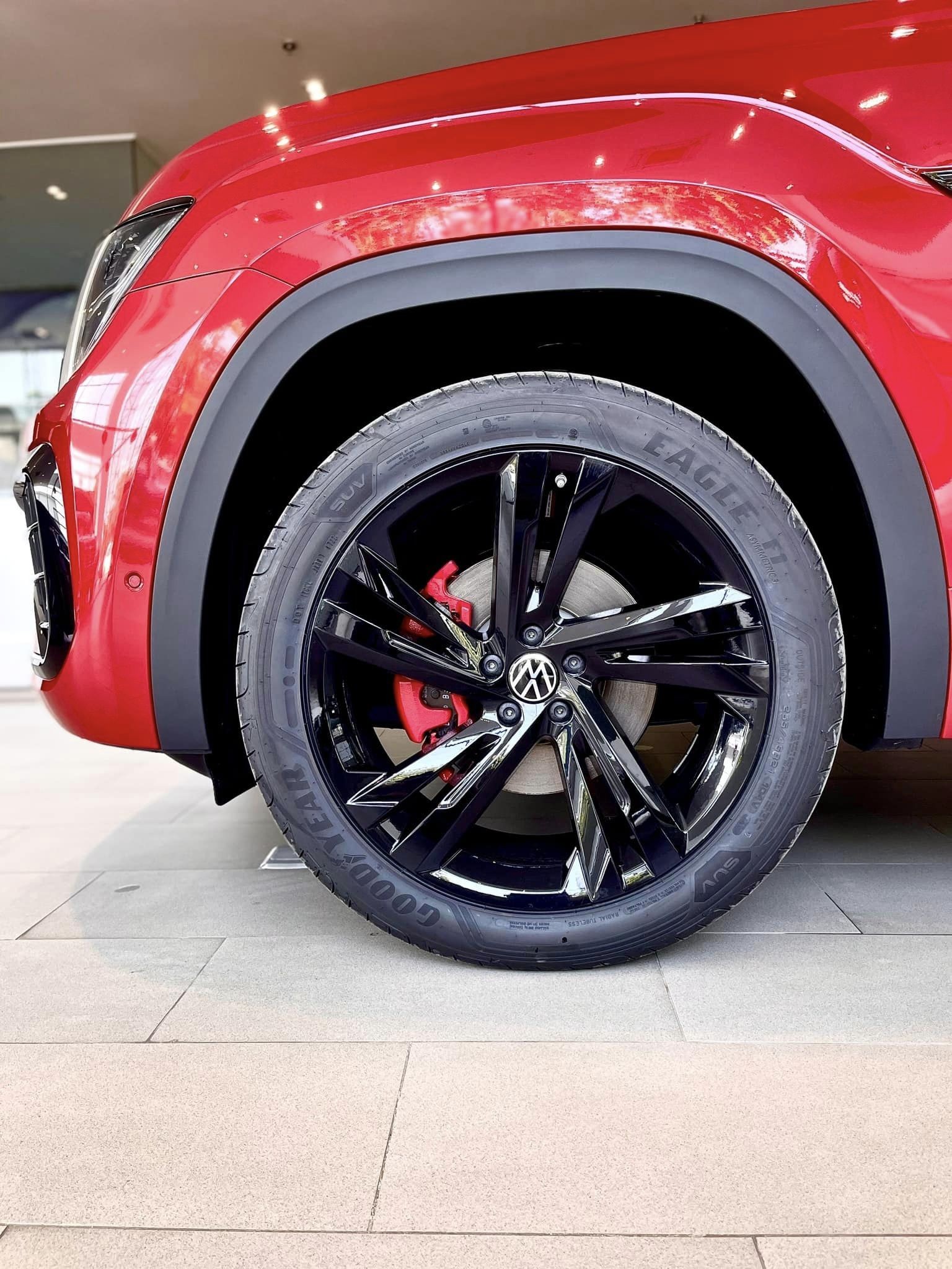 Volkswagen Teramont X về đến đại lý, ngày ra mắt không còn xa