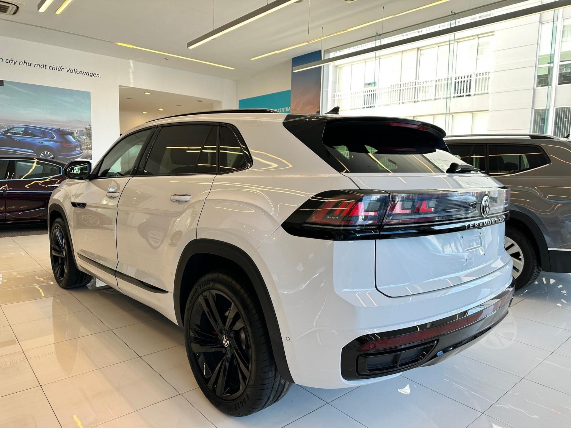 Volkswagen Teramont X về đến đại lý, ngày ra mắt không còn xa