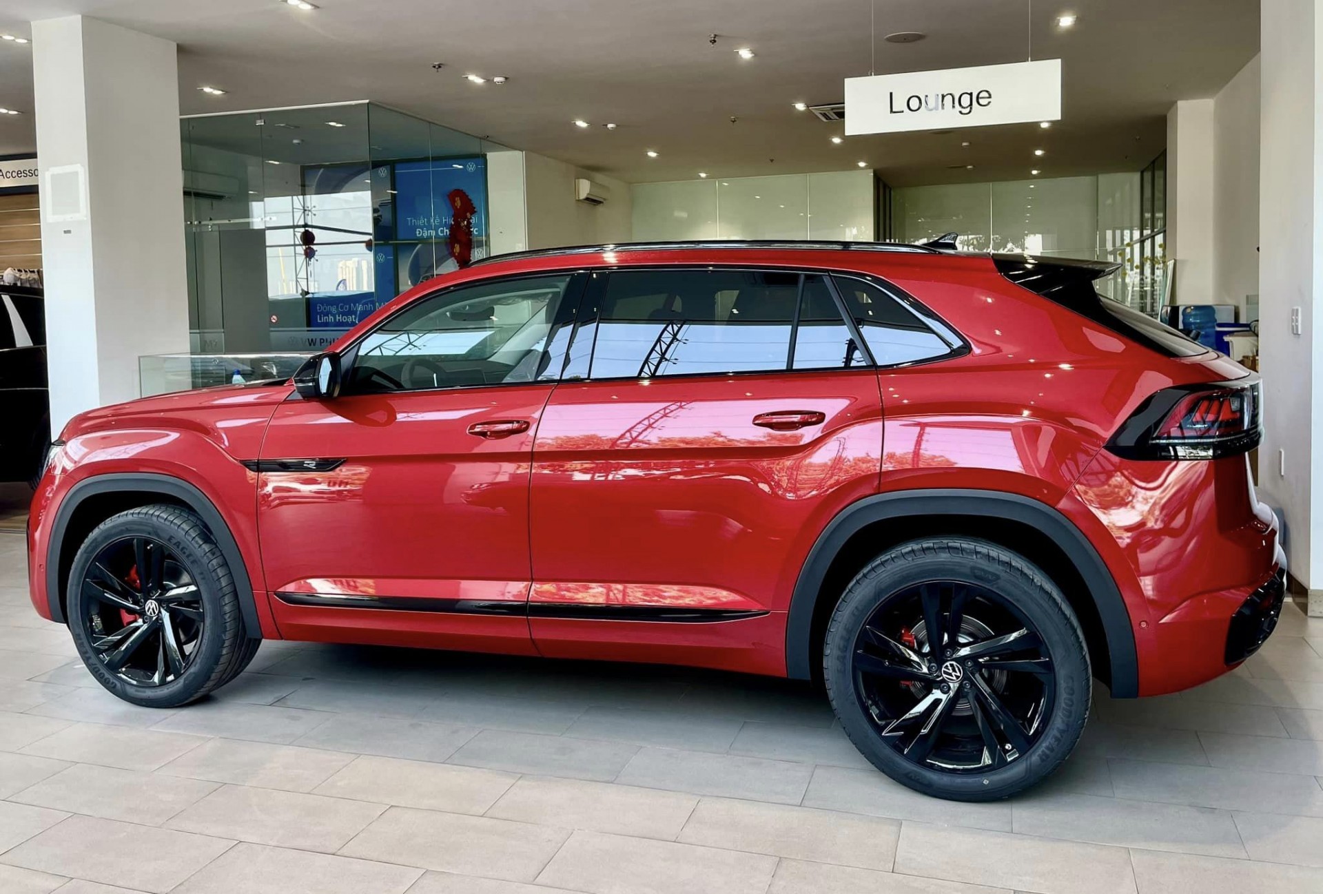 Volkswagen Teramont X về đến đại lý, ngày ra mắt không còn xa