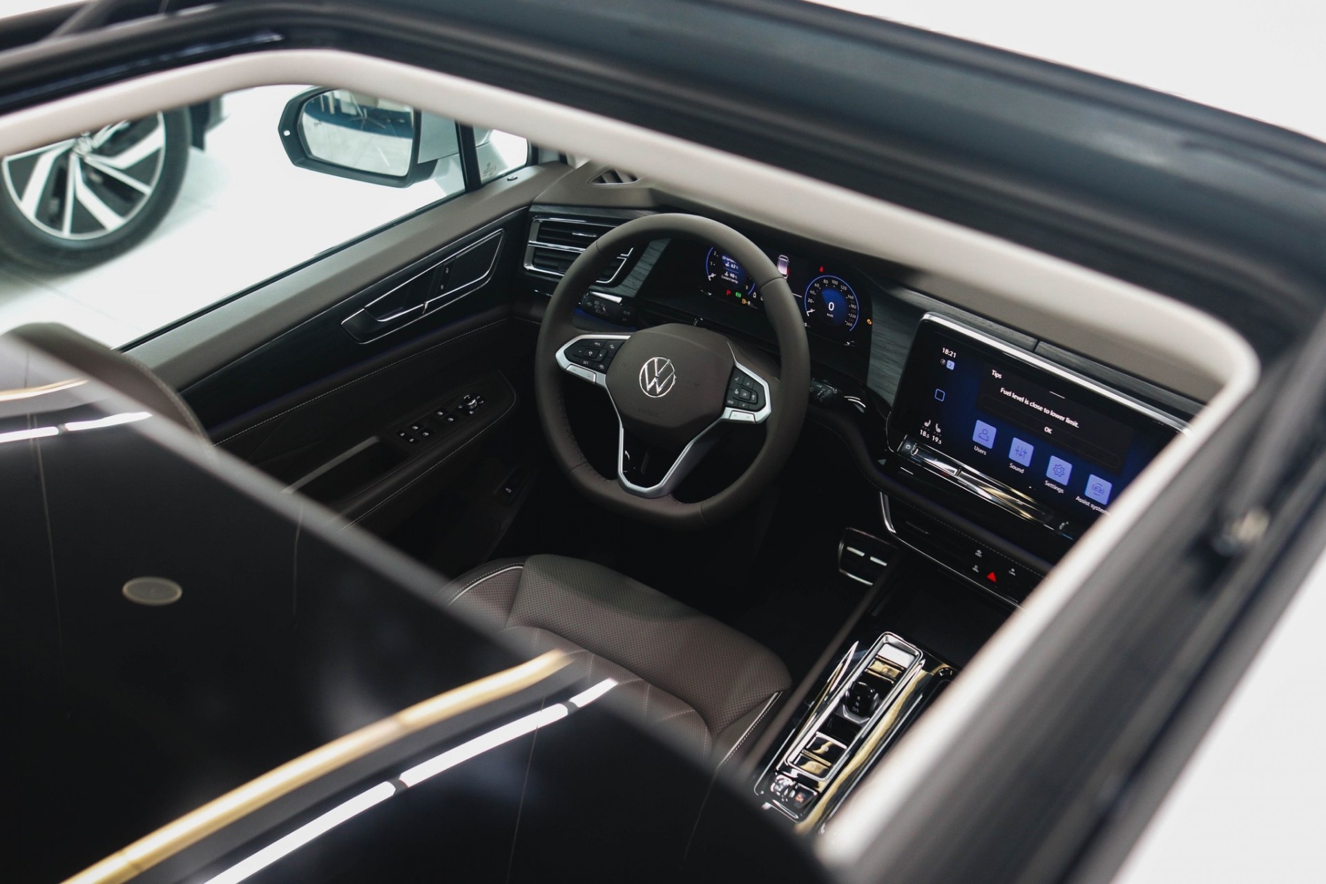 Volkswagen Viloran vừa ra mắt đã cháy hàng tại đại lý Volkswagen Viloran vừa ra mắt đã cháy hàng tại đại lý