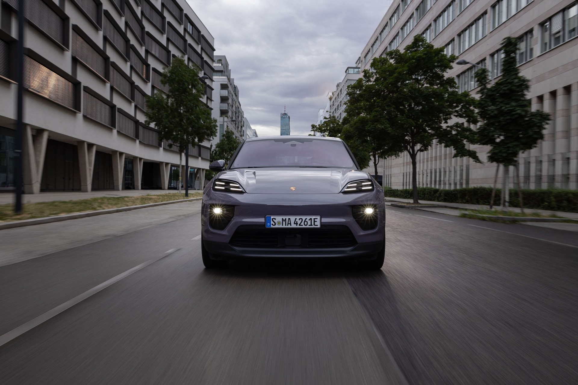 Porsche Macan EV 2024: SUV chạy điện đầu tiên của Porsche Porsche Macan EV 2024: SUV chạy điện đầu tiên của Porsche