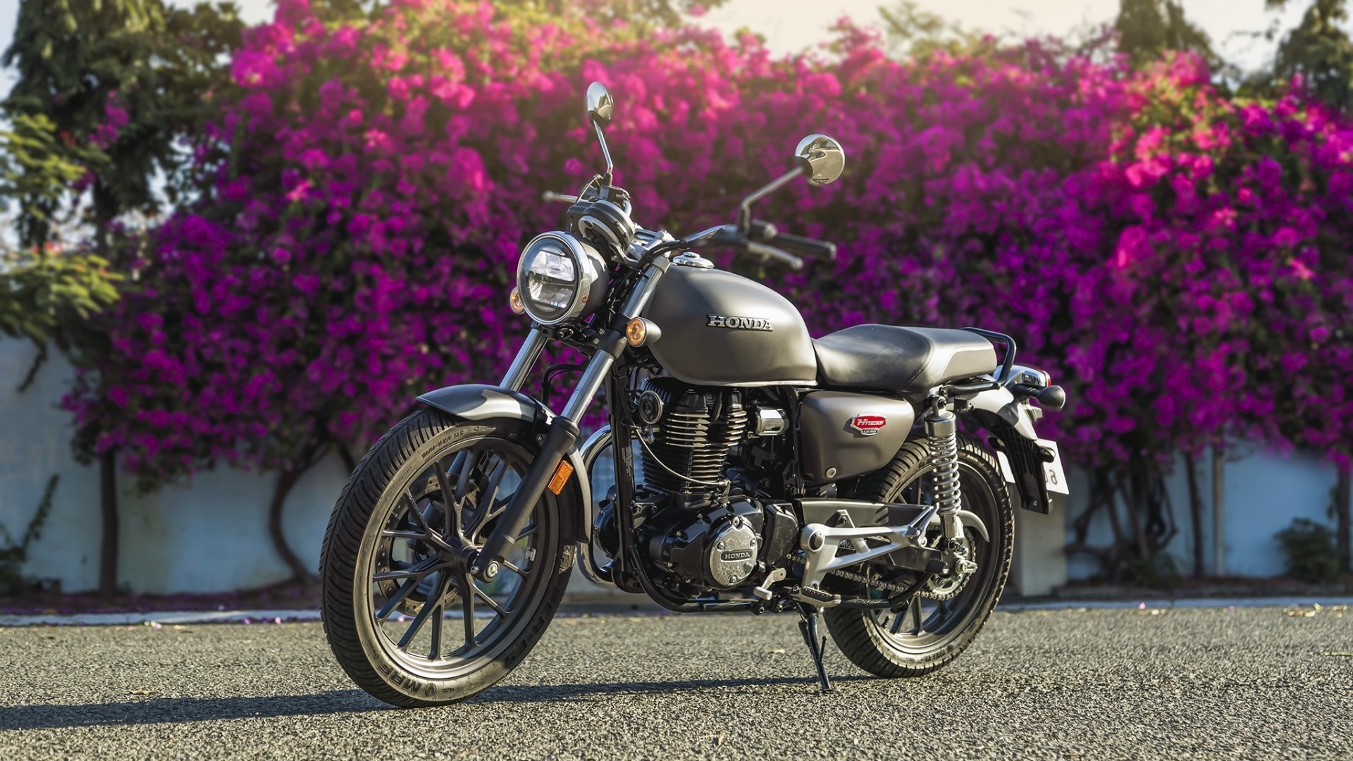 Honda CB350 H'ness: Lựa chọn mới cho người yêu xe classic