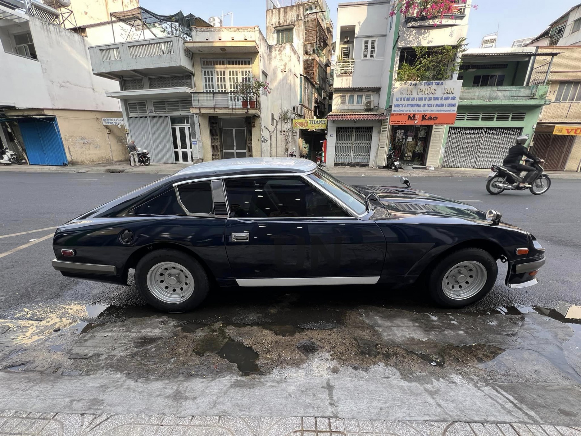 Cận cảnh Datsun 280ZX hơn 40 tuổi của ông Đặng Lê Nguyên Vũ Cận cảnh Datsun 280ZX hơn 40 tuổi của ông Đặng Lê Nguyên Vũ