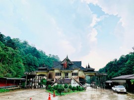 Ofer kể chuyện du lịch Lào bằng xe ô tô nhân dịp Tết Nguyên đán (2)