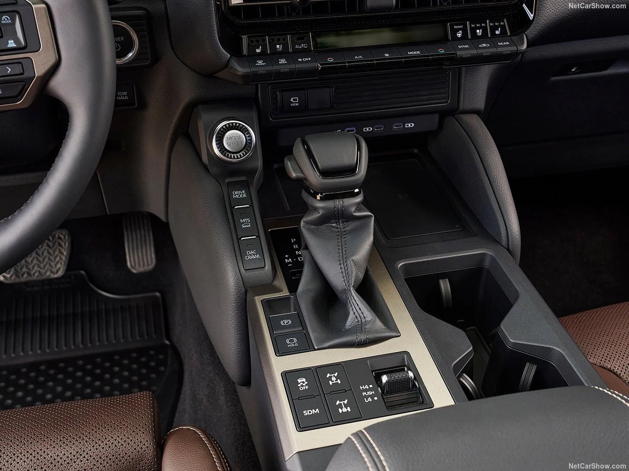 Toyota Land Cruiser Prado 2024 sẽ bán tại Việt Nam vào tháng 7 Toyota Land Cruiser Prado 2024 sẽ bán tại Việt Nam vào tháng 7