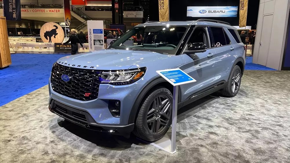 Cận cảnh Ford Explorer 2025 vừa ra mắt, có thêm tính năng lái bán tự động Cận cảnh Ford Explorer 2025 vừa ra mắt, có thêm tính năng lái bán tự động