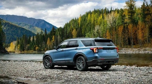 Cận cảnh Ford Explorer 2025 vừa ra mắt, có thêm tính năng lái bán tự động Cận cảnh Ford Explorer 2025 vừa ra mắt, có thêm tính năng lái bán tự động