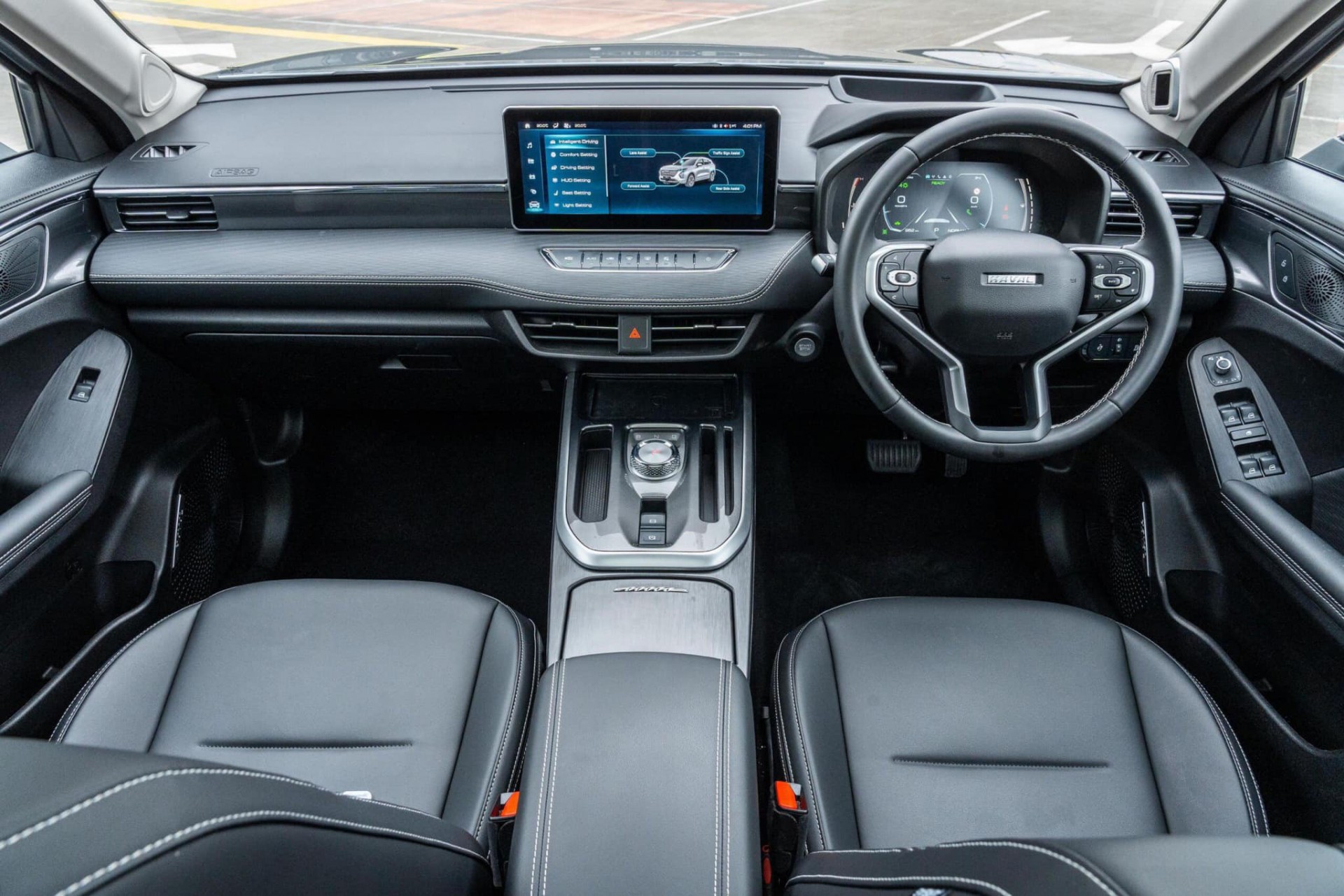 Haval Jolion sắp bán ở Việt Nam có gì nổi bật so với phân khúc? Nội thất Haval Jolion 2024
