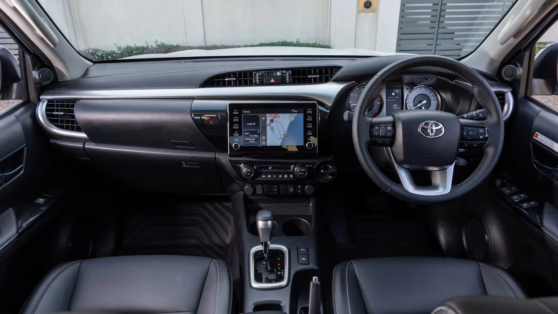 Đại lý bắt đầu nhận cọc Toyota Hilux 2024, giá chỉ từ 700 triệu đồng Đại lý bắt đầu nhận cọc Toyota Hilux 2024, giá chỉ từ 700 triệu đồng