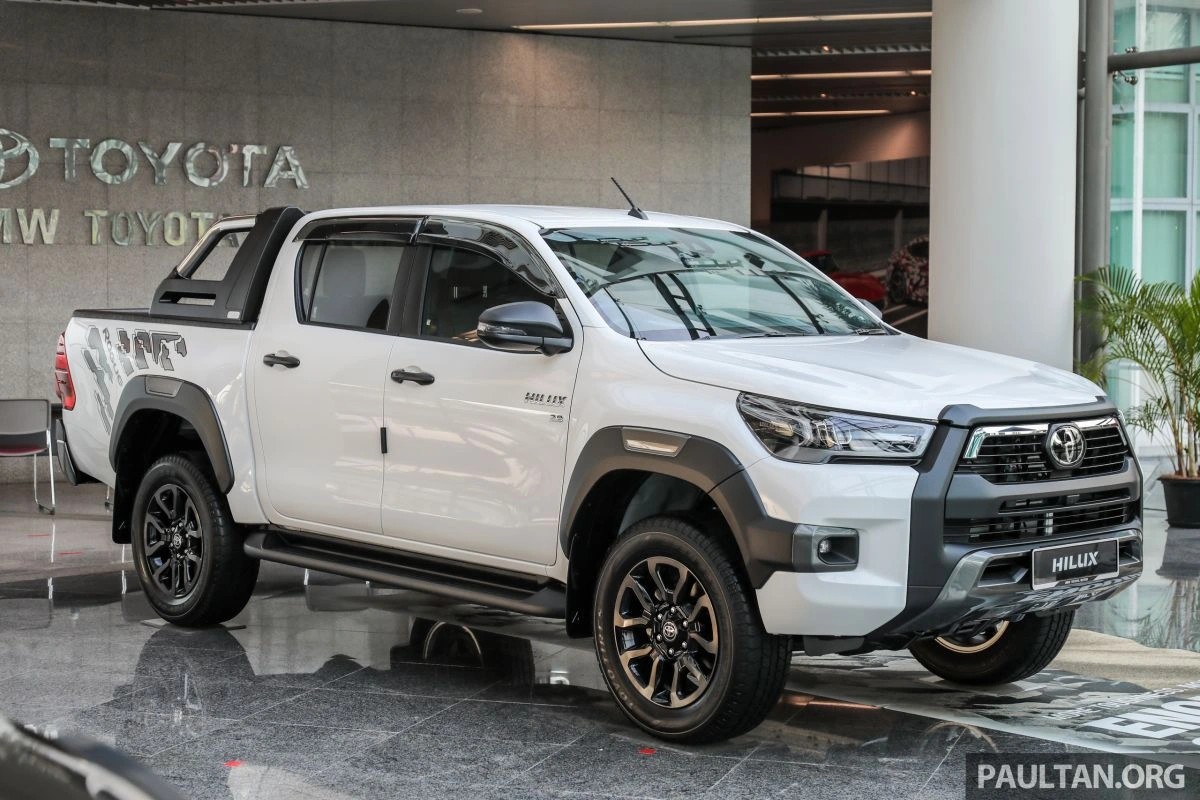 Đại lý bắt đầu nhận cọc Toyota Hilux 2024, giá chỉ từ 700 triệu đồng Đại lý bắt đầu nhận cọc Toyota Hilux 2024, giá chỉ từ 700 triệu đồng