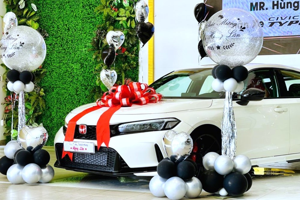 Dân chơi Bình Thuận 'tậu' Honda Civic Type R đeo biển số 5 quý 1 Dân chơi Bình Thuận 'tậu' Honda Civic Type R đeo biển số 5 quý 1