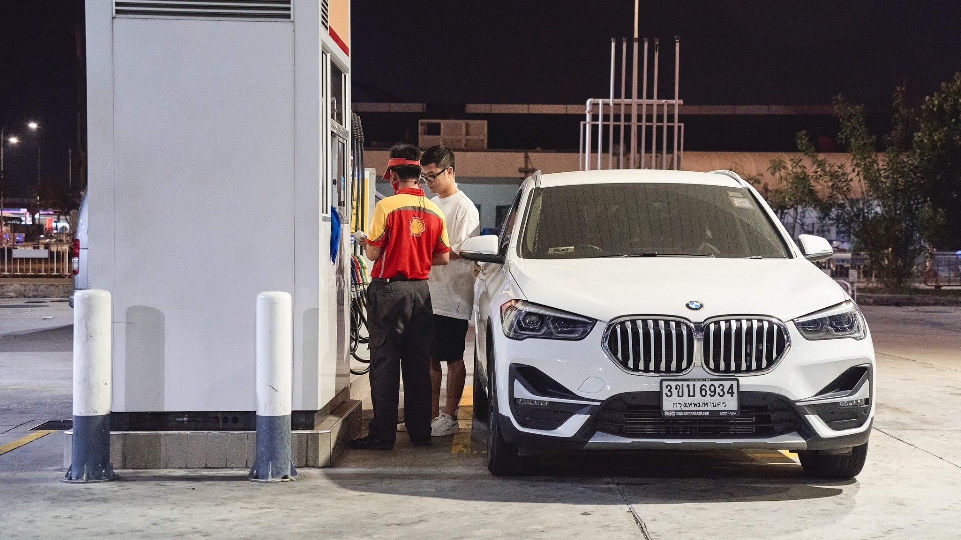 Kinh nghiệm thuê BMW tự lái tại Bangkok Thái Lan Kinh nghiệm thuê BMW tự lái tại Bangkok Thái Lan