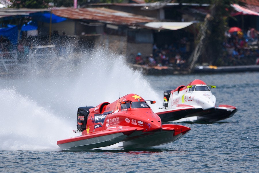 Đội đua F1 H2O Bình Định-Việt Nam đứng nhất sau chặng mở màn mùa giải 2024