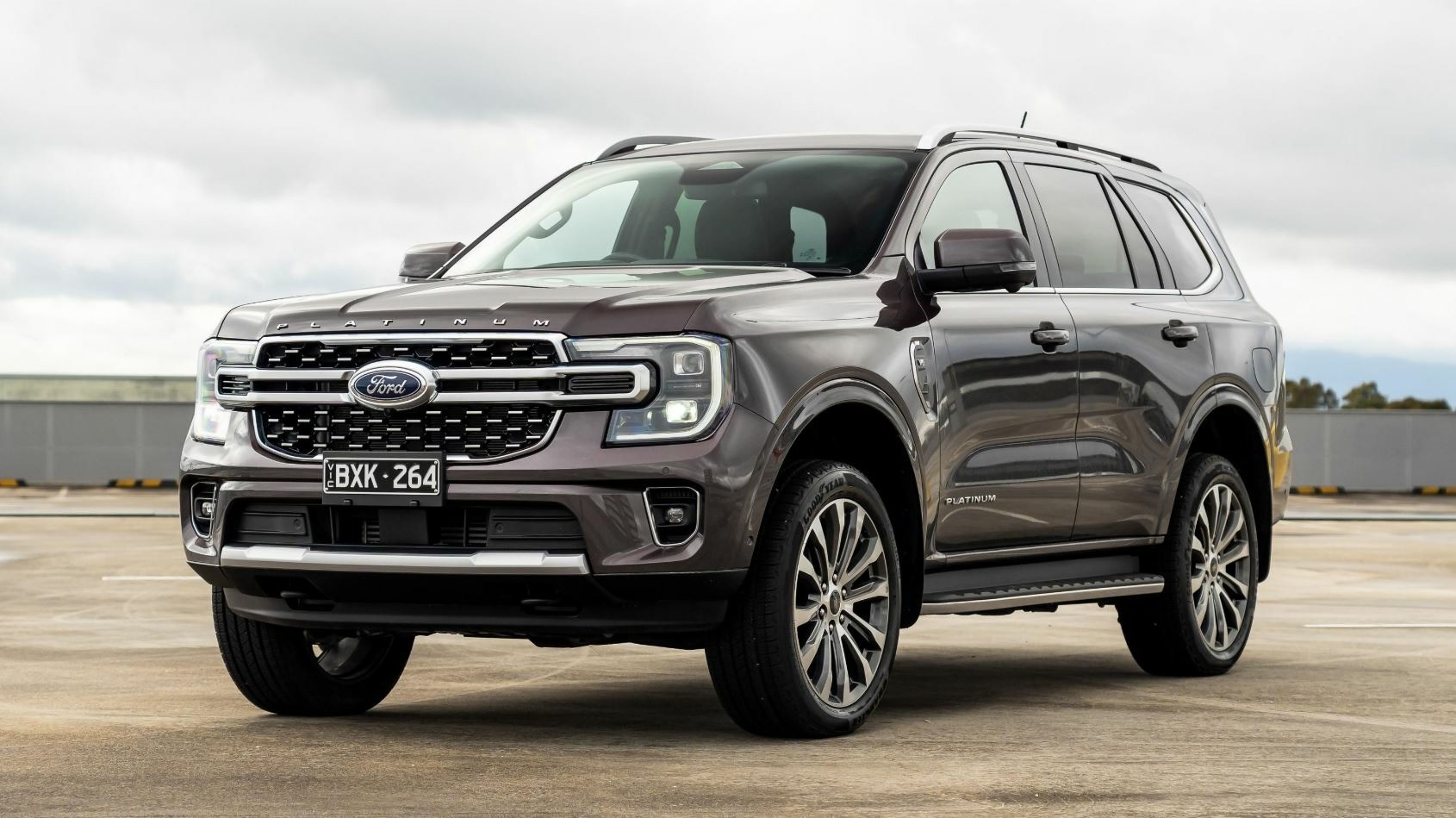 Ford Everest Platinum 2024 ra mắt tại Thái Lan, với trang bị mà người dùng Việt 'thèm cũng chẳng có'' Ford Everest Platinum 2024 ra mắt tại Thái Lan, với trang bị mà người dùng Việt 'thèm cũng chẳng có''