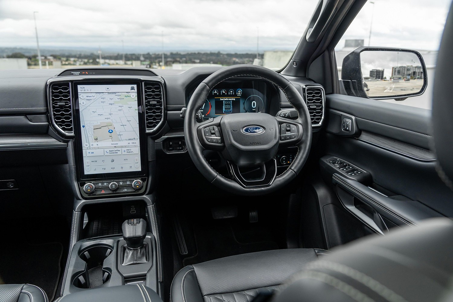 Ford Everest Platinum 2024 ra mắt tại Thái Lan, với trang bị mà người dùng Việt 'thèm cũng chẳng có''