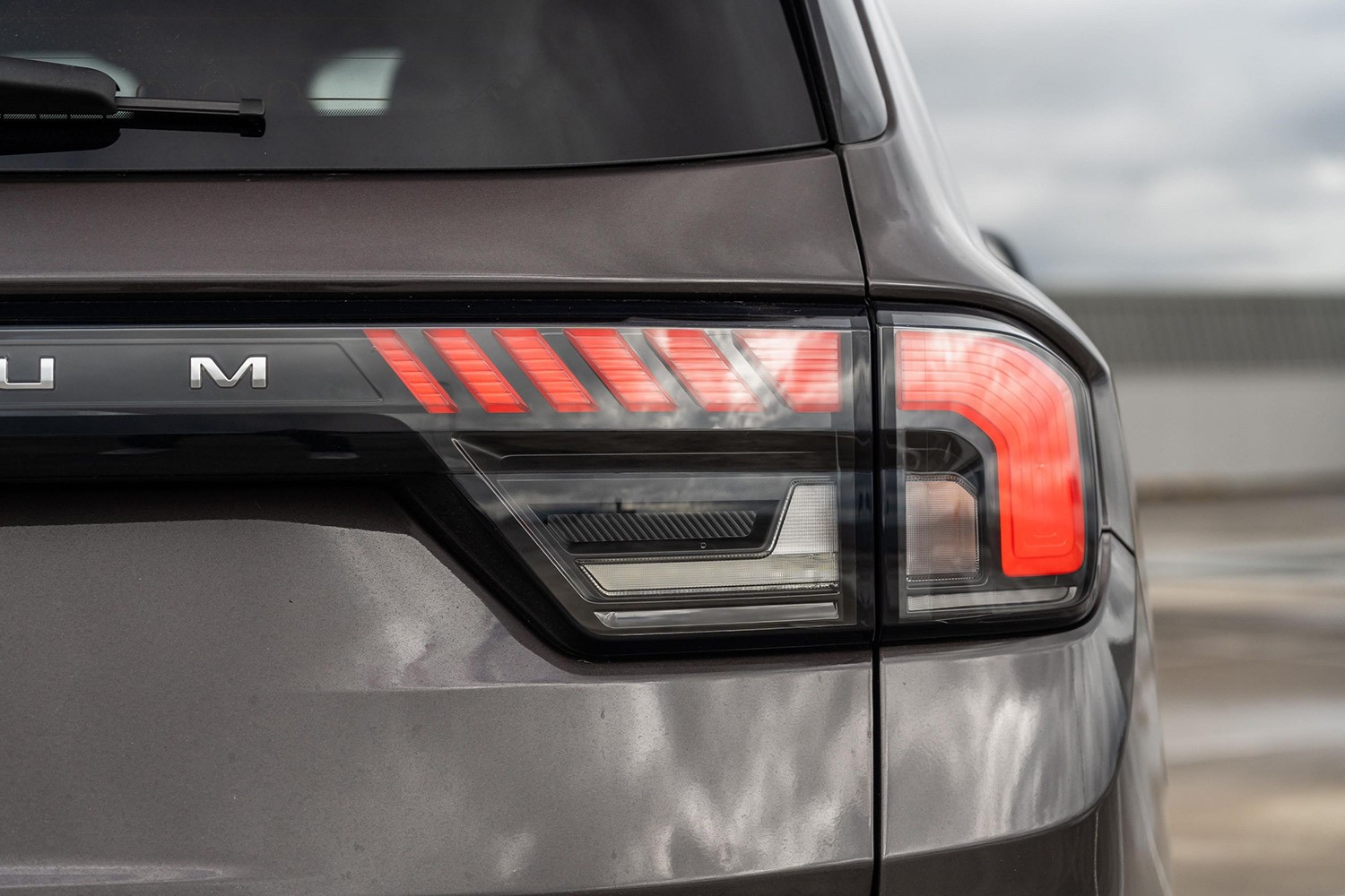 Ford Everest Platinum 2024 ra mắt tại Thái Lan, với trang bị mà người dùng Việt 'thèm cũng chẳng có''