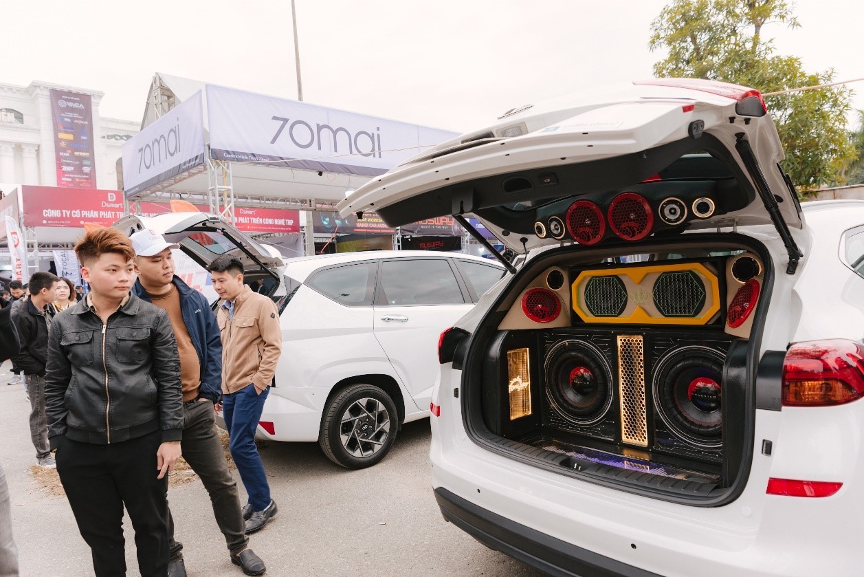 Đi xem Show Xe Độ tại quận Nam Từ Liêm – Hà Nội Đi xem Show Xe Độ tại quận Nam Từ Liêm – Hà Nội