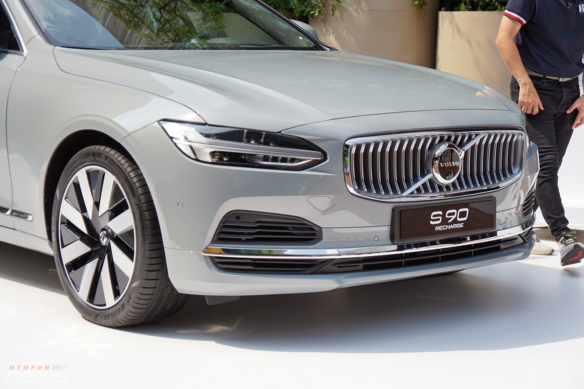 Volvo S90 Recharge ra mắt khách hàng Việt với giá 2,89 tỷ đồng