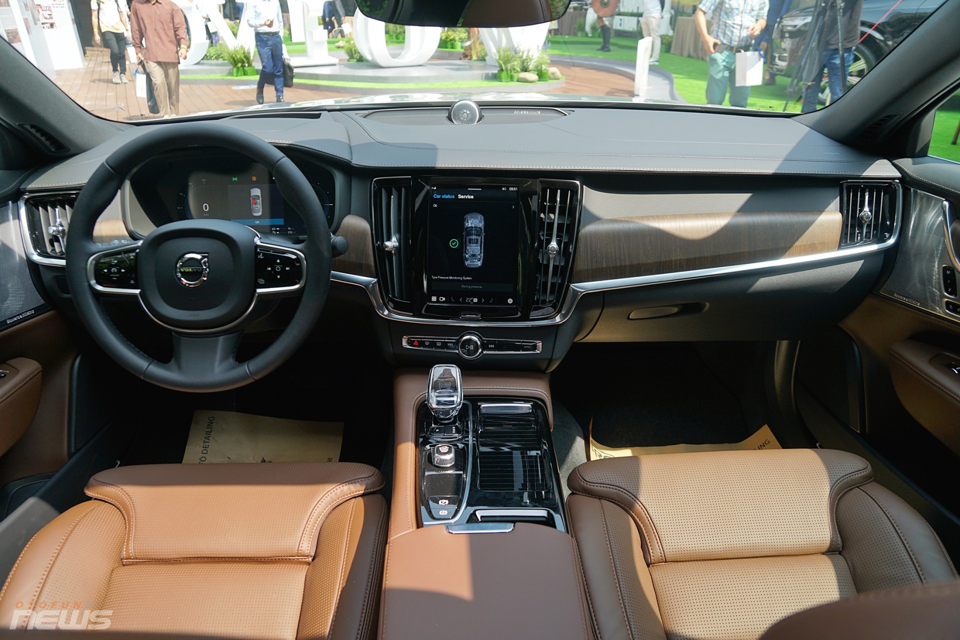 Volvo S90 Recharge ra mắt khách hàng Việt với giá 2,89 tỷ đồng