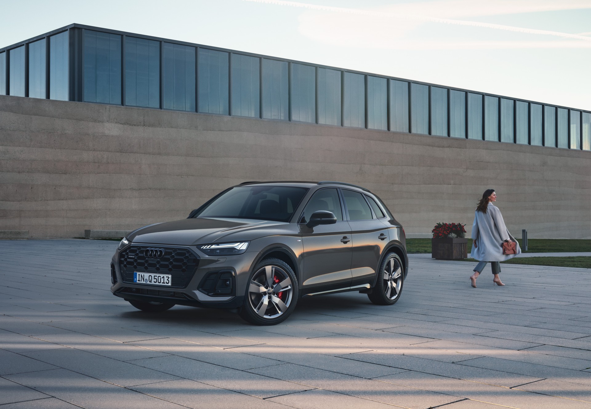 Audi Q5 2024 ra mắt phiên bản giới hạn, giá từ 2,99 tỷ đồng