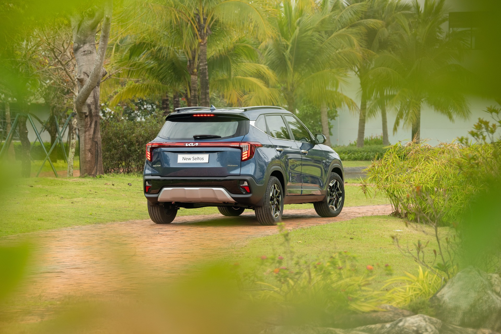 Kia Seltos giá 599 triệu đồng, giảm để cạnh tranh Mitsubishi Xforce, Hyundai Creta