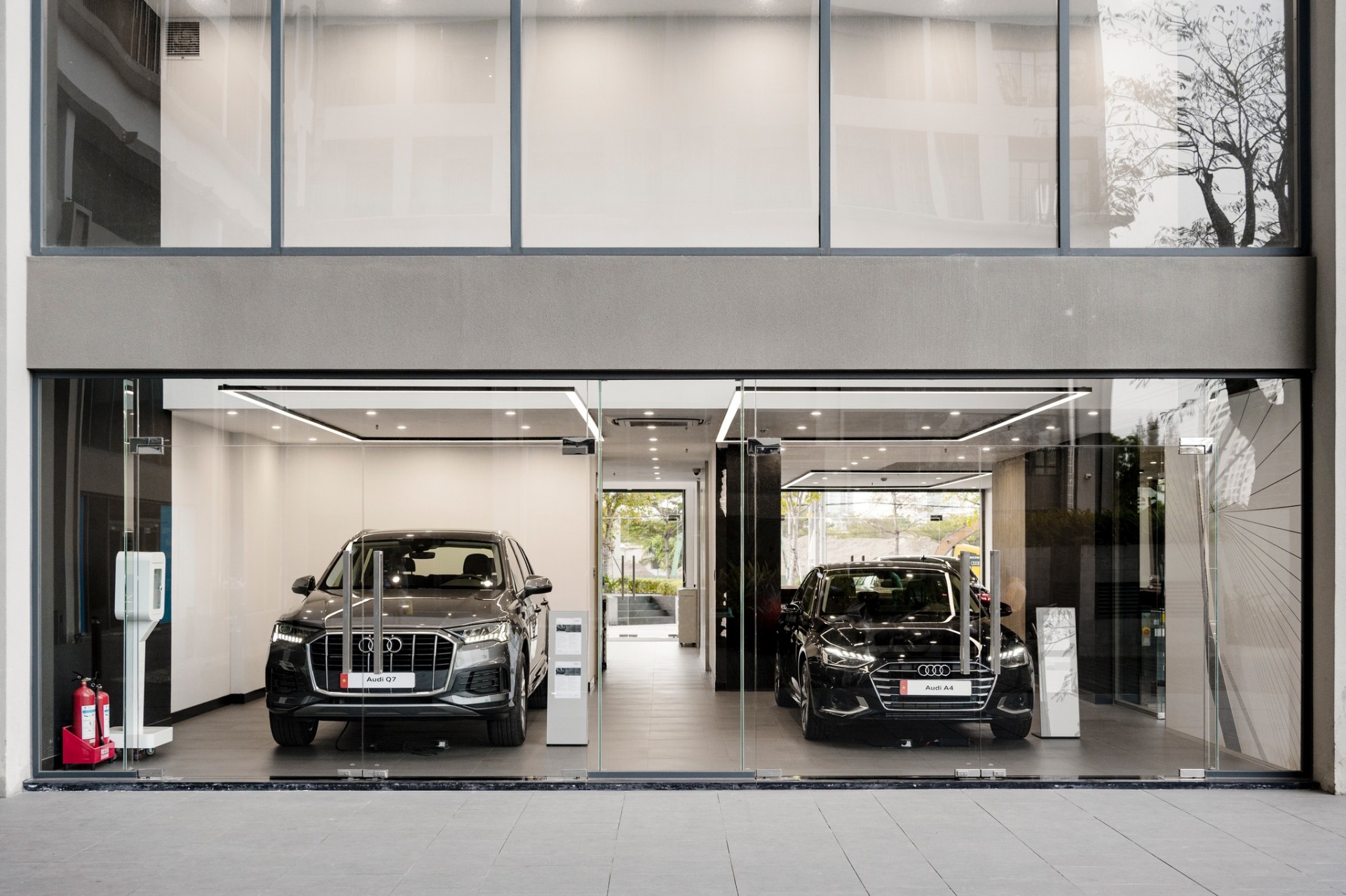 Khai trương đại lý Audi theo mô hình mới đầu tiên tại Việt Nam Khai trương đại lý Audi theo mô hình mới đầu tiên tại Việt Nam