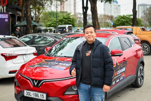 [XE CỦA NĂM 2024] Giám khảo đánh giá VinFast VF 6 Plus: Ấn tượng nhất dải sản phẩm của hãng