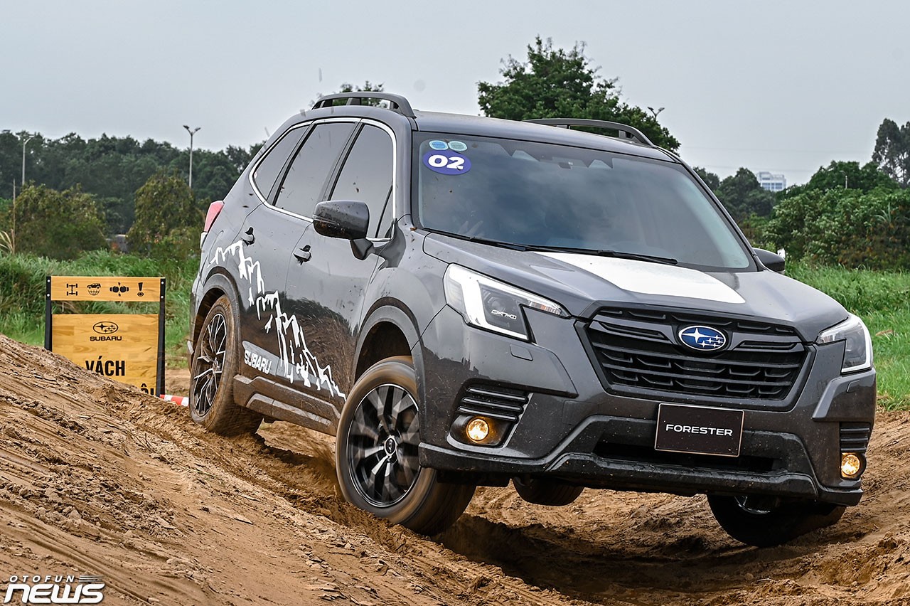 Subaru Việt Nam khai trương đại lý 4S mới tại Hà Nội Subaru Việt Nam khai trương đại lý 4S mới tại Hà Nội