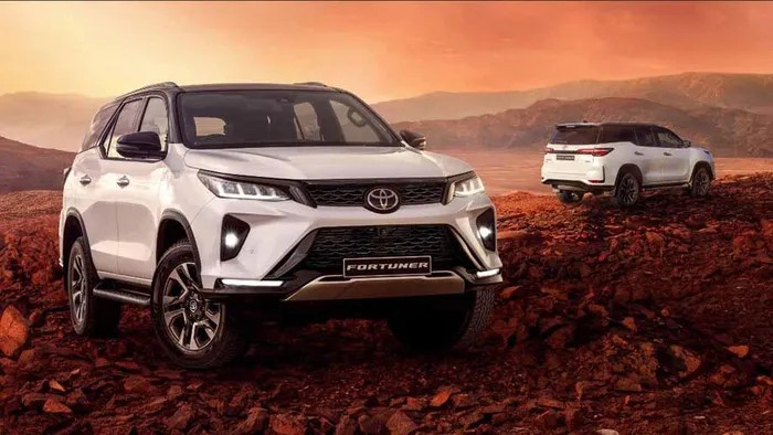 Toyota Fortuner hybrid đầu tiên ra mắt, động cơ dầu kèm điện nhưng mà hơi lạ Toyota Fortuner hybrid đầu tiên ra mắt, động cơ dầu kèm điện nhưng mà hơi lạ