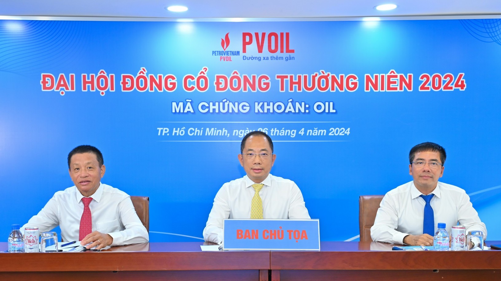 PVOIL tăng hơn 100 CHXD trong năm 2023, mở rộng dịch vụ phi xăng dầu đặc biệt là trạm sạc xe điện