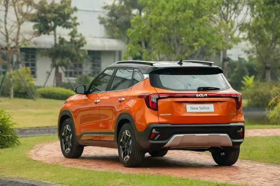 Kia Seltos GT-Line 2024 giá 799 triệu đồng, đắt hơn Hyundai Creta liệu có đáng mua? Kia Seltos GT-Line 2024 giá 799 triệu đồng, đắt hơn Hyundai Creta liệu có đáng mua?