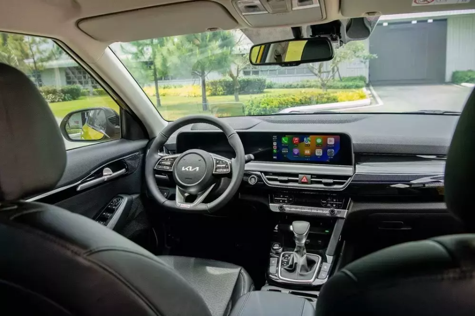 Kia Seltos GT-Line 2024 giá 799 triệu đồng, đắt hơn Hyundai Creta liệu có đáng mua? Kia Seltos GT-Line 2024 giá 799 triệu đồng, đắt hơn Hyundai Creta liệu có đáng mua?