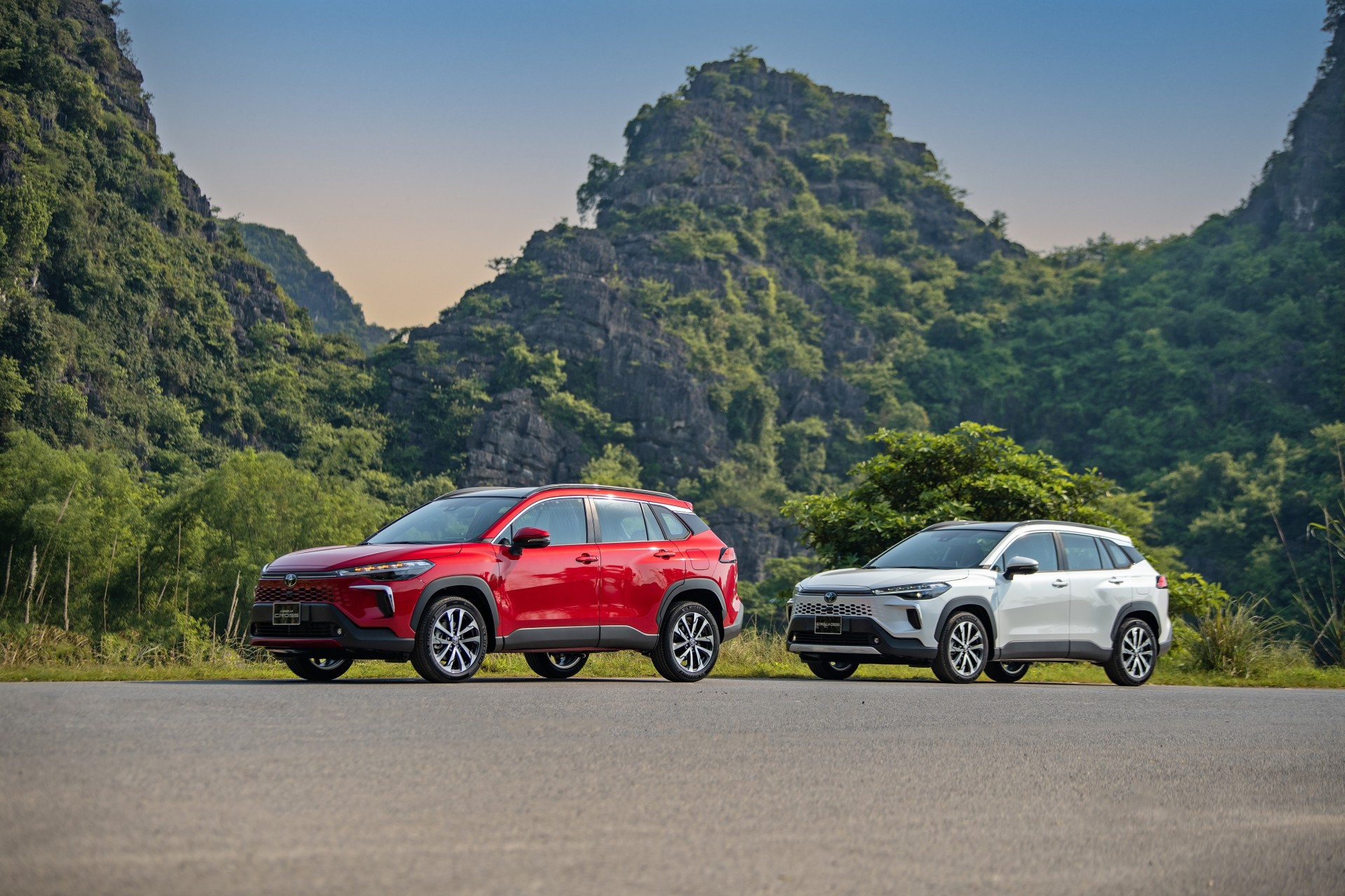 Toyota Corolla Cross 2024 thay đổi ngoại hình nhẹ, giá từ 820 triệu đồng Toyota Corolla Cross 2024 thay đổi ngoại hình nhẹ, giá từ 820 triệu đồng