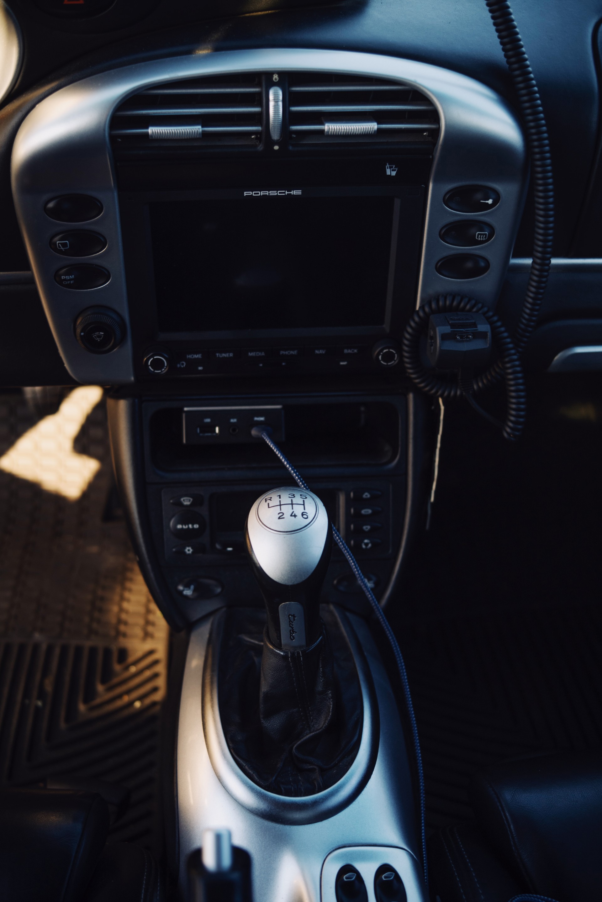 Người đàn ông quyết đồng hành cả đời cùng Porsche 911 Turbo 2003 911
