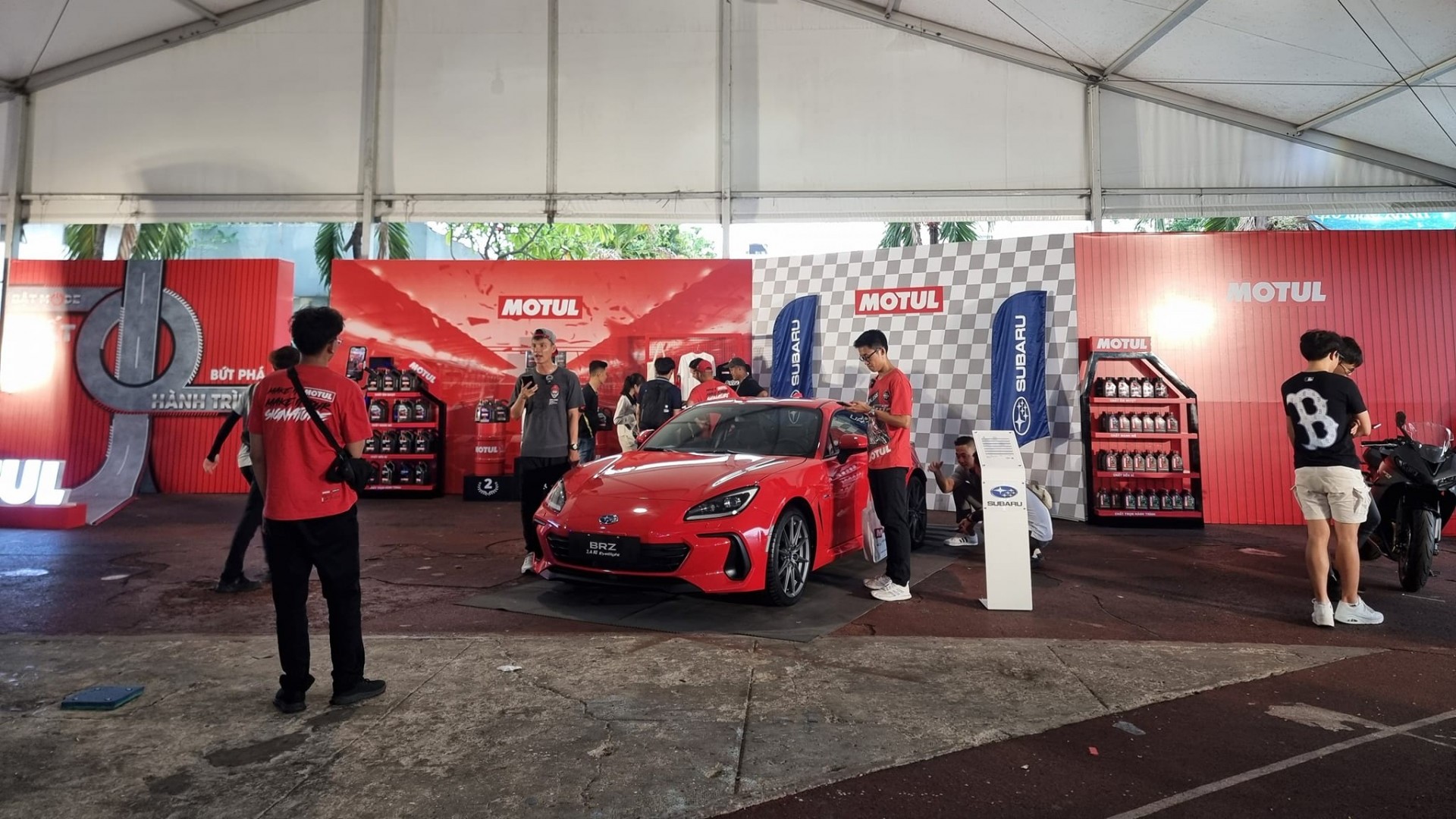 Motul ra mắt dầu tống hợp mới cho ô tô